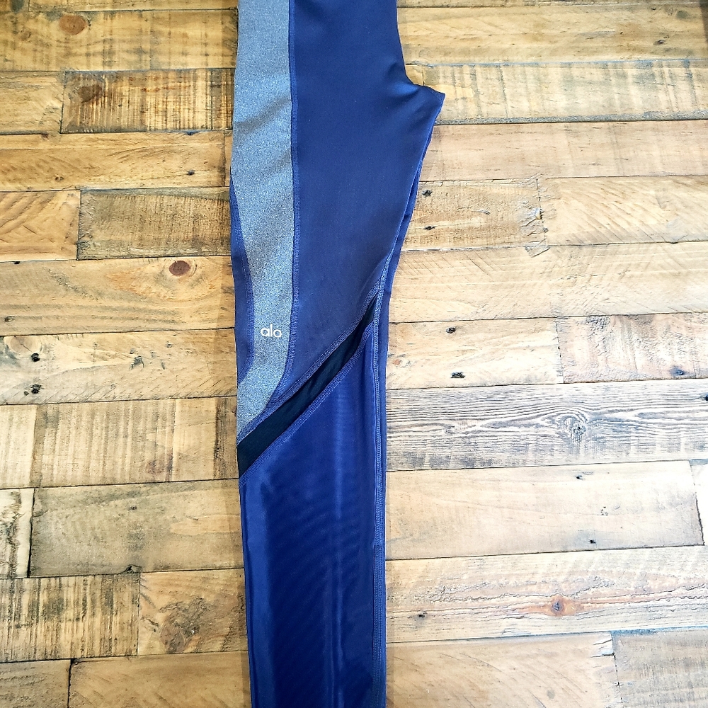 ALO Yoga Pants